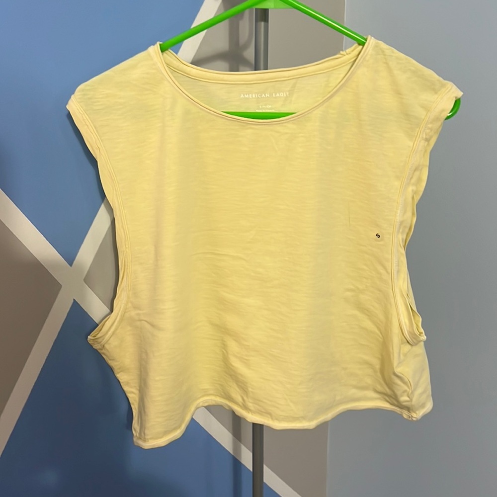 yellow american eagle cropped tee - small